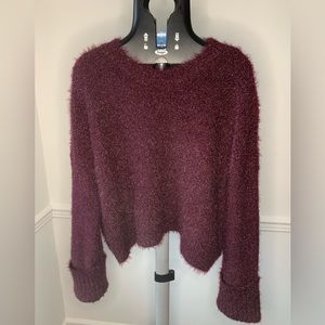Kennth Cole New York large Cuffed Acrylic blend plum shimmer sweater.